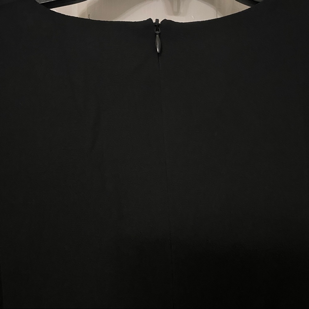 BELONGSCI • Black V-Neck Bell Sleeve Shift Mini Dress - Picture 8 of 8